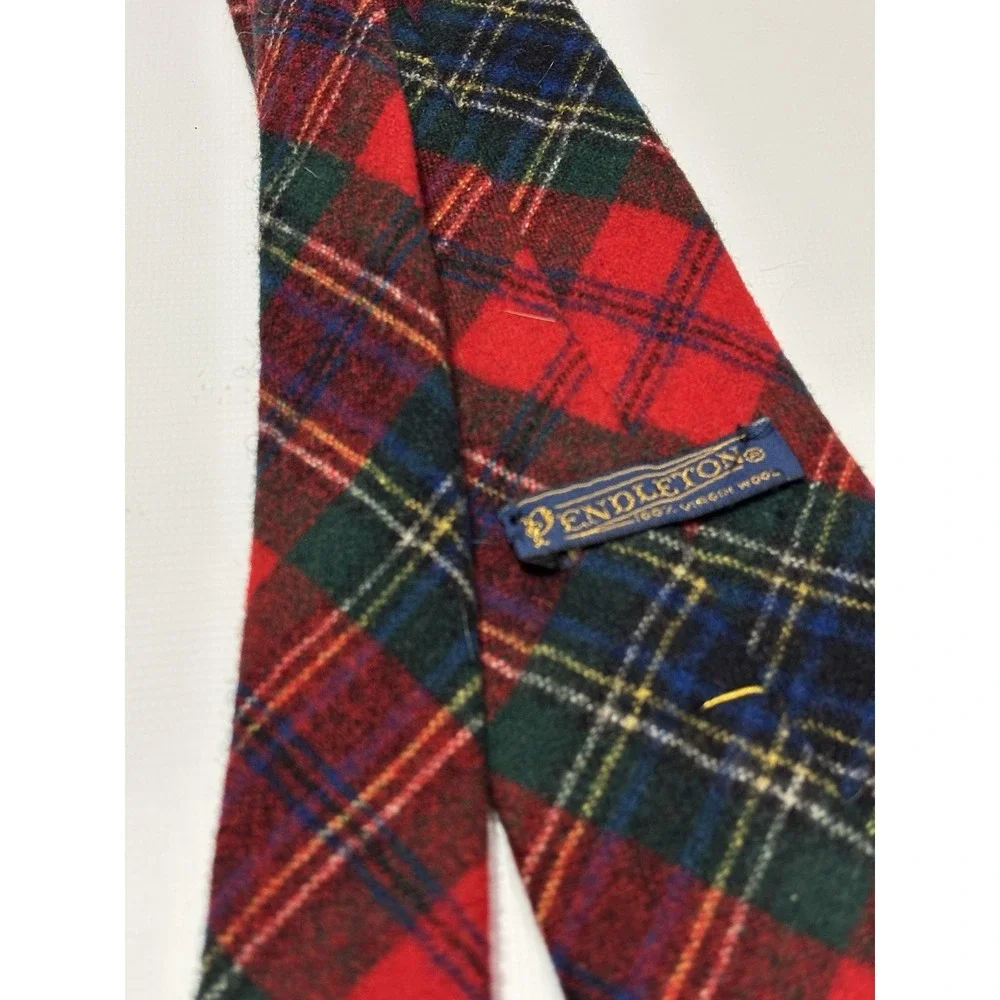 Pendleton Necktie Mens OS Red Tartan Plaid 100% Virgin Wool Traditional USA Made